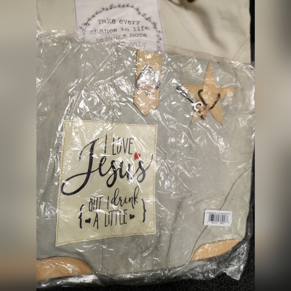 🙏🏽✝️I LOVE JESUS but I drink a little Totebag 🥂 - Picture 7 of 8